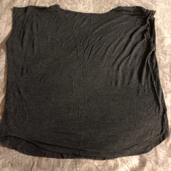 Forever 21 Grey Shirt Size S - Picture 2 of 4